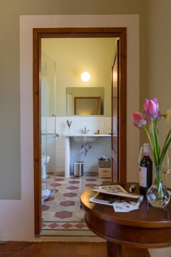 Agriturismo La Fattoria Di Capezzana การ์มิญาโน ภายนอก รูปภาพ