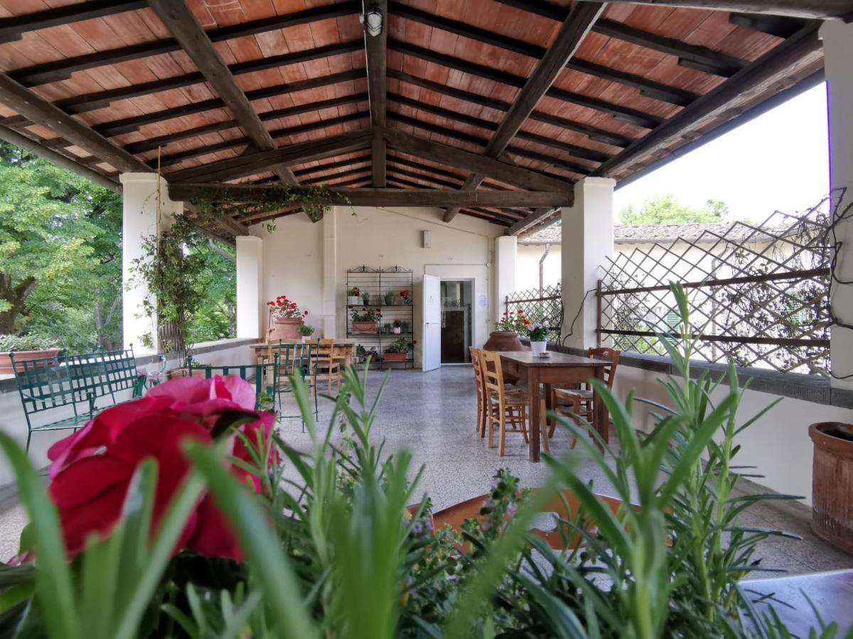 Agriturismo La Fattoria Di Capezzana การ์มิญาโน ภายนอก รูปภาพ
