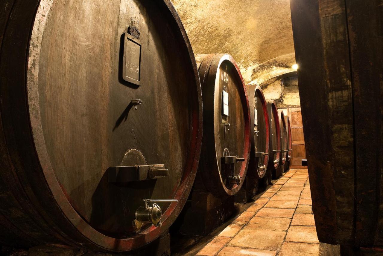 Agriturismo La Fattoria Di Capezzana การ์มิญาโน ภายนอก รูปภาพ