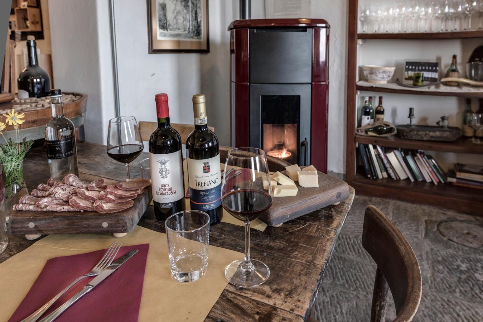 Agriturismo La Fattoria Di Capezzana การ์มิญาโน ภายนอก รูปภาพ
