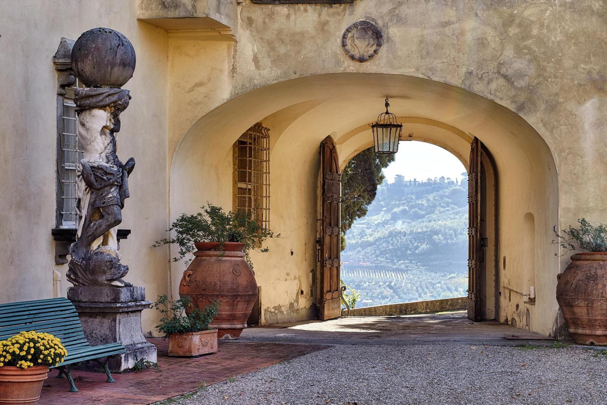 Agriturismo La Fattoria Di Capezzana การ์มิญาโน ภายนอก รูปภาพ
