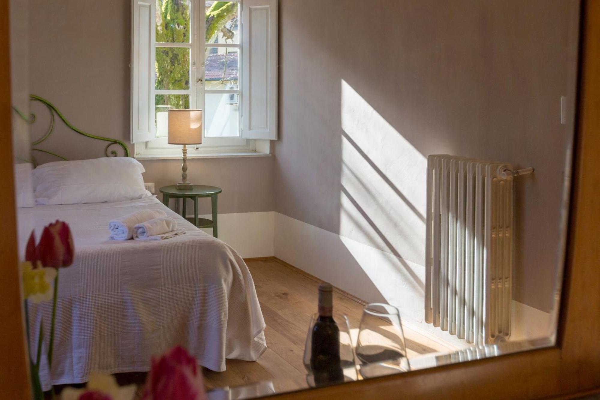Agriturismo La Fattoria Di Capezzana การ์มิญาโน ภายนอก รูปภาพ